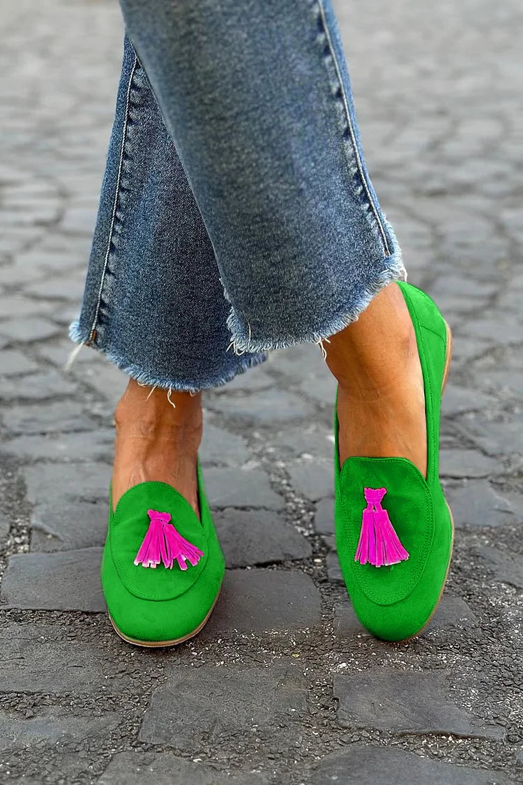 Flat Moccasins with Decorative Tassels for Women | Ideal for Everyday Wear