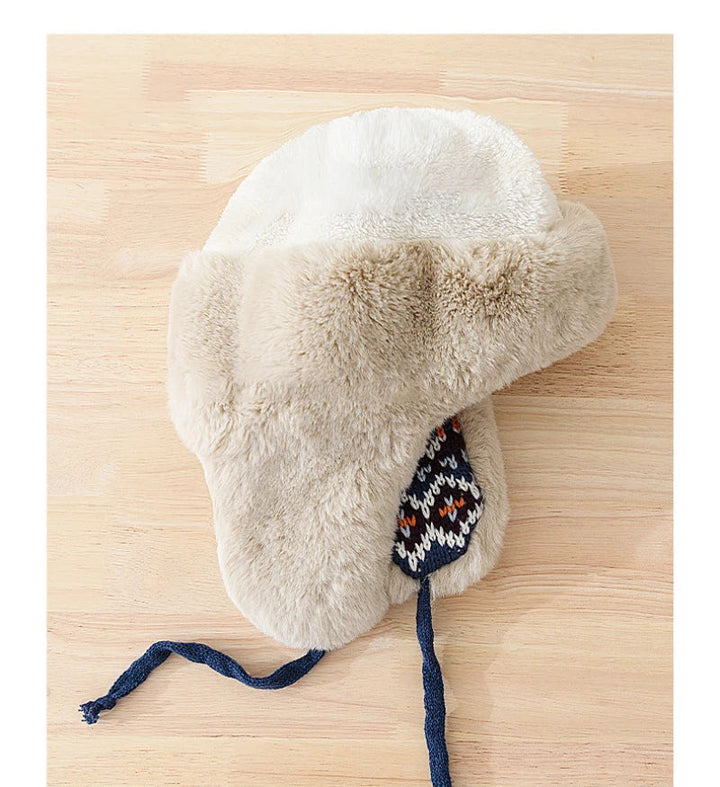 Winter Hat with Pom-Pom and Ear Covers for Adults | Ideal for Cold Days