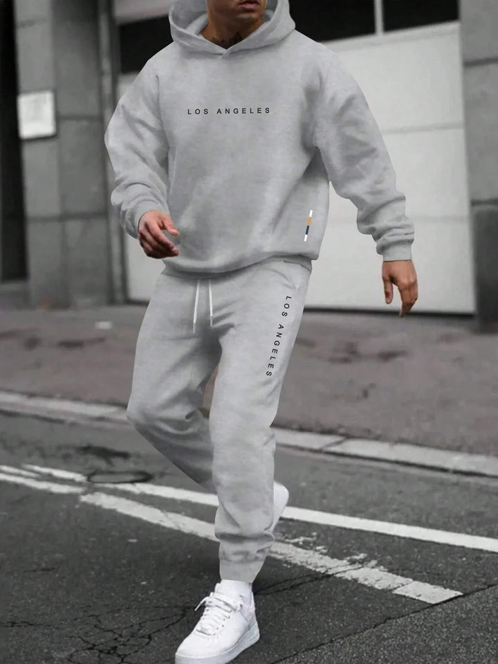 Hoodie and Jogging Pants Set for Men | Ideal for All Seasons