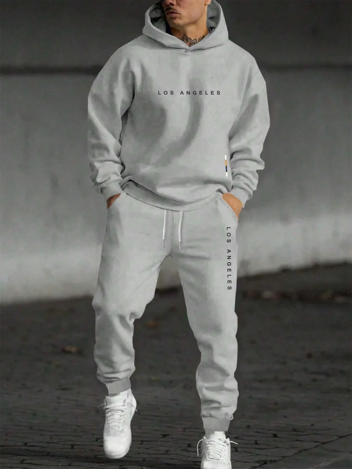 Hoodie and Jogging Pants Set for Men | Ideal for All Seasons