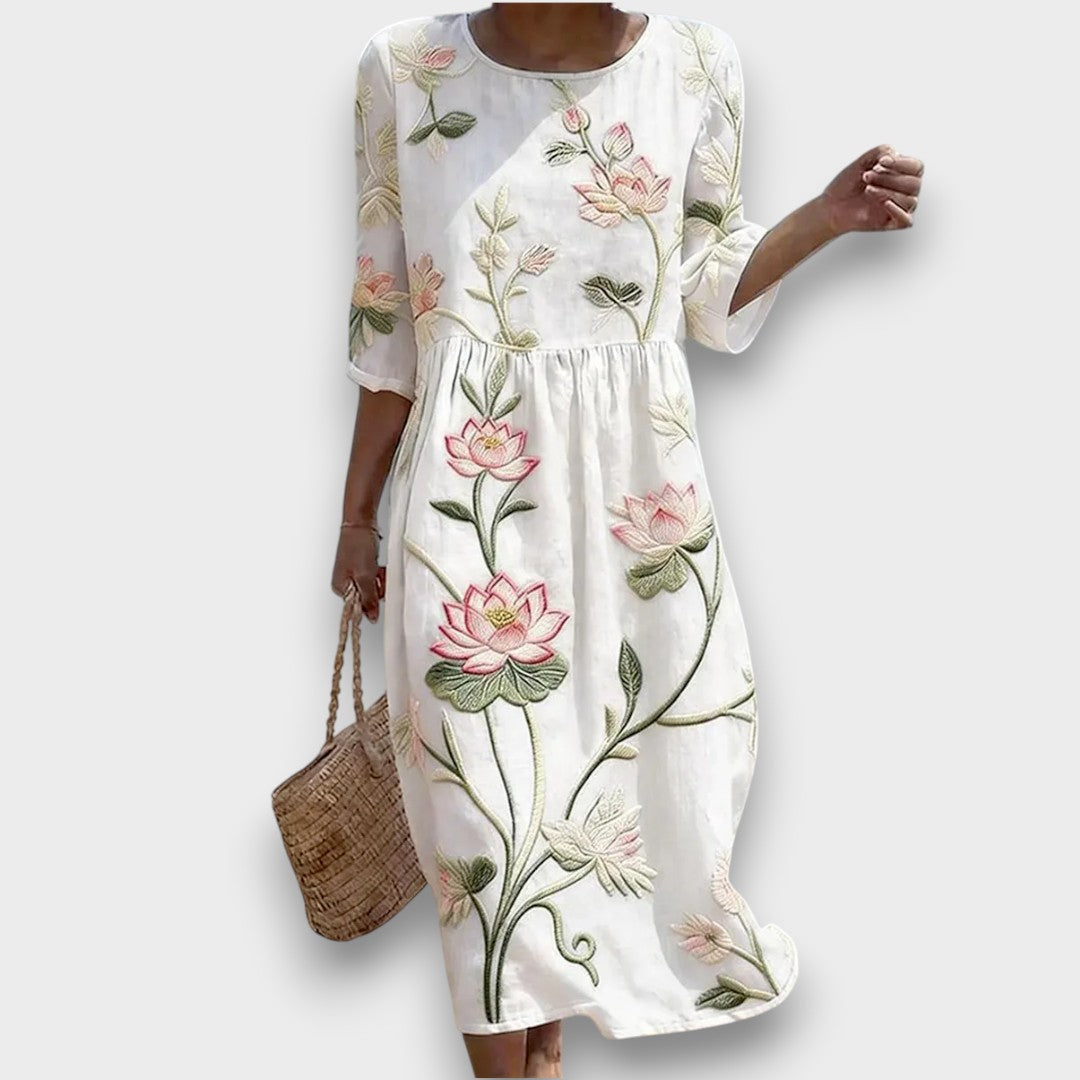 Kayla | Dress with Plant and Flower Print