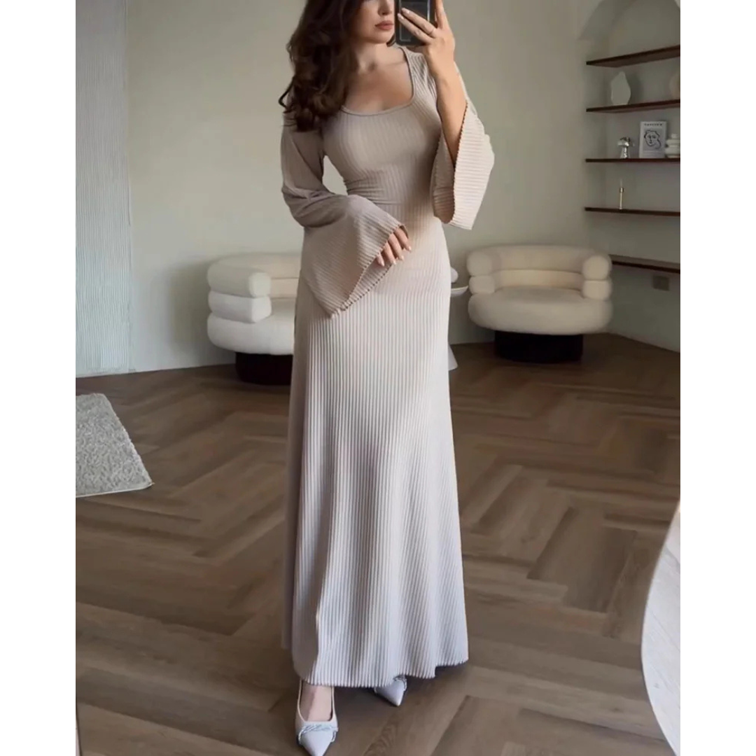 Ivy Manhattan | Antoinette Long Ribbed Knit