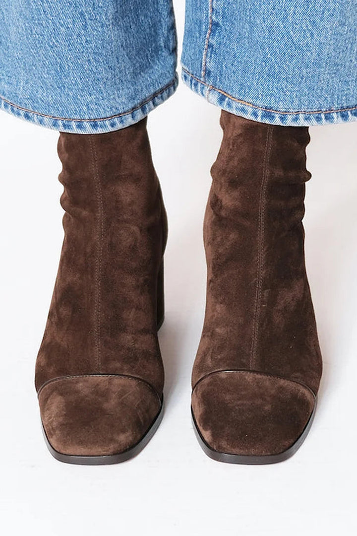 Ivy Manhattan | Elegant Boots