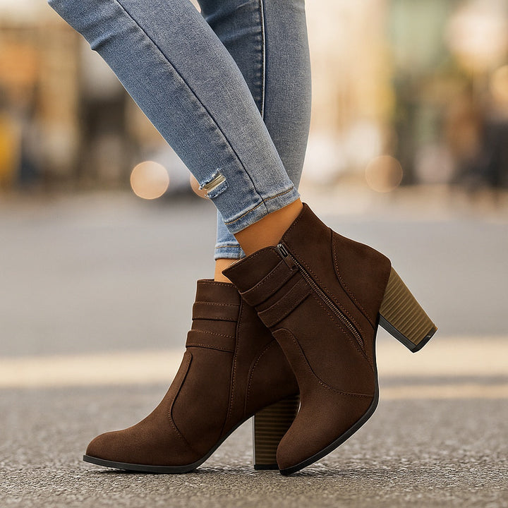 Ivy Manhattan | Boots