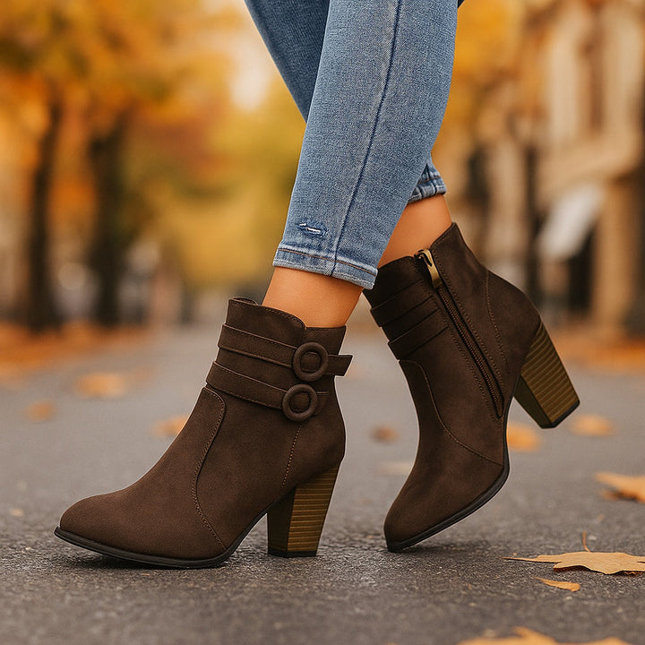 Ivy Manhattan | Boots