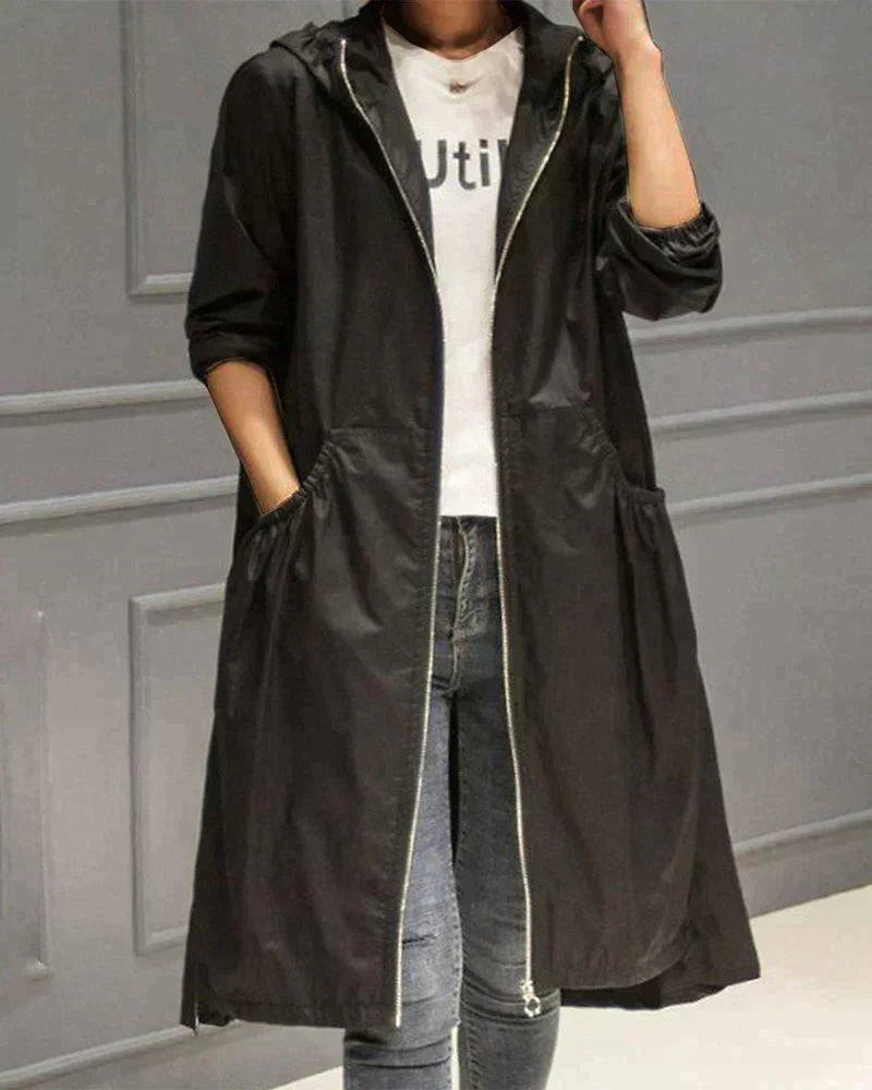 Ivy Manhattan | Klarissa Long Raincoat Hood