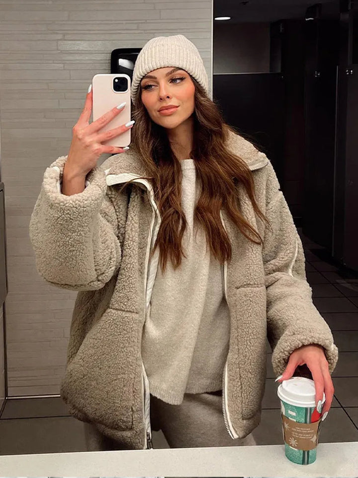 Ivy Manhattan | Elisabetta Cozy Plush Coat