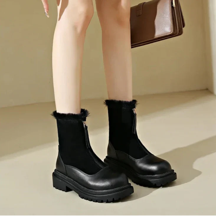 Ivy Manhattan | Boots