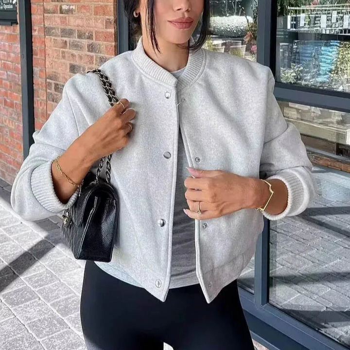Ivy Manhattan | Rosalyn Short bomber jacket