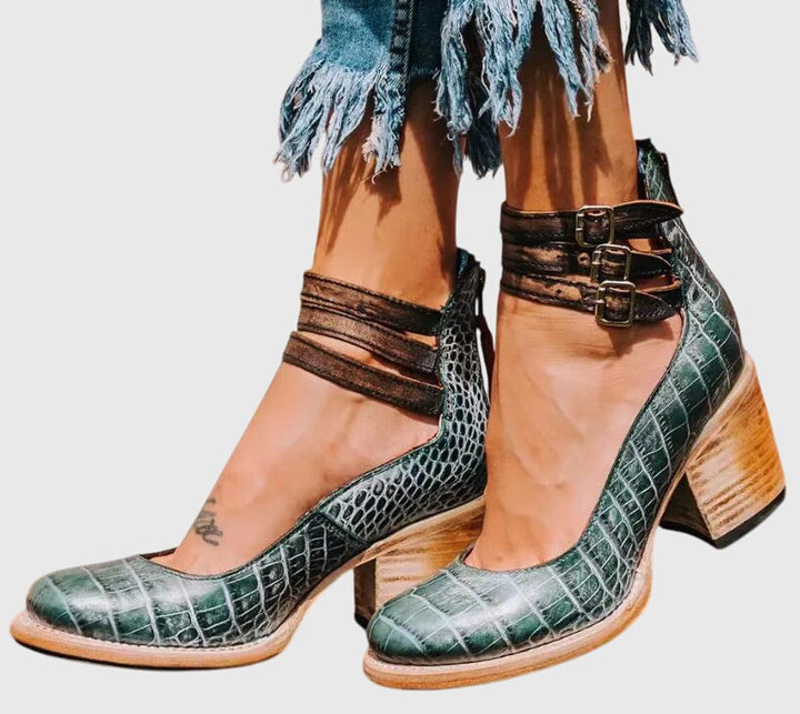 Ivy Manhattan | Elegant And Comfortable Sandals