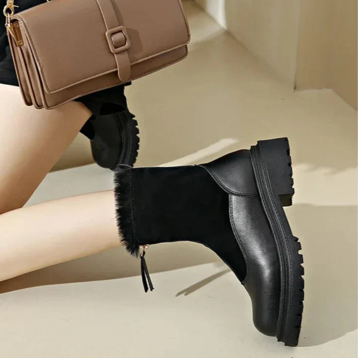 Ivy Manhattan | Boots