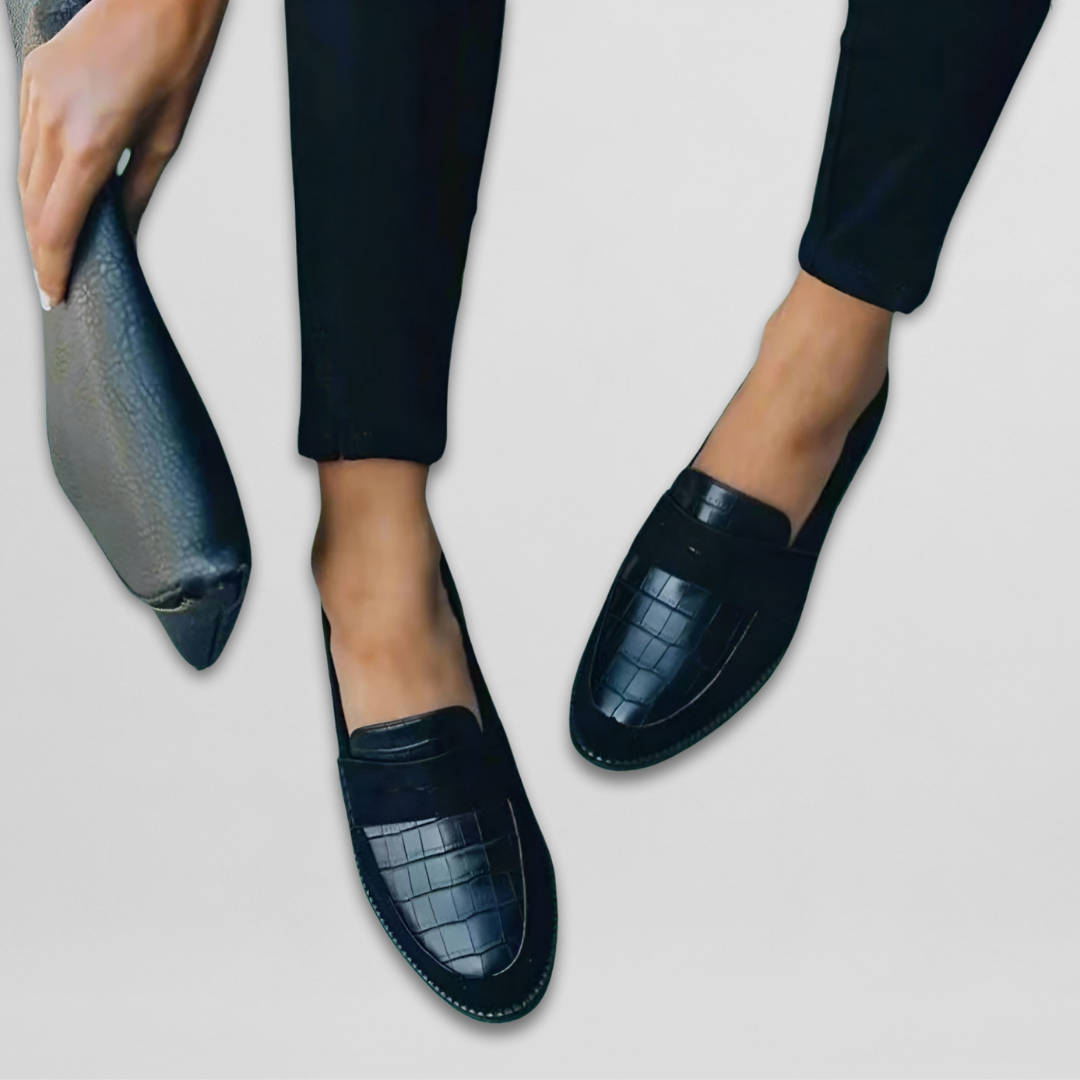 Round Toe Moccasins with Flat Sole for Women | Ideal for Everyday Use