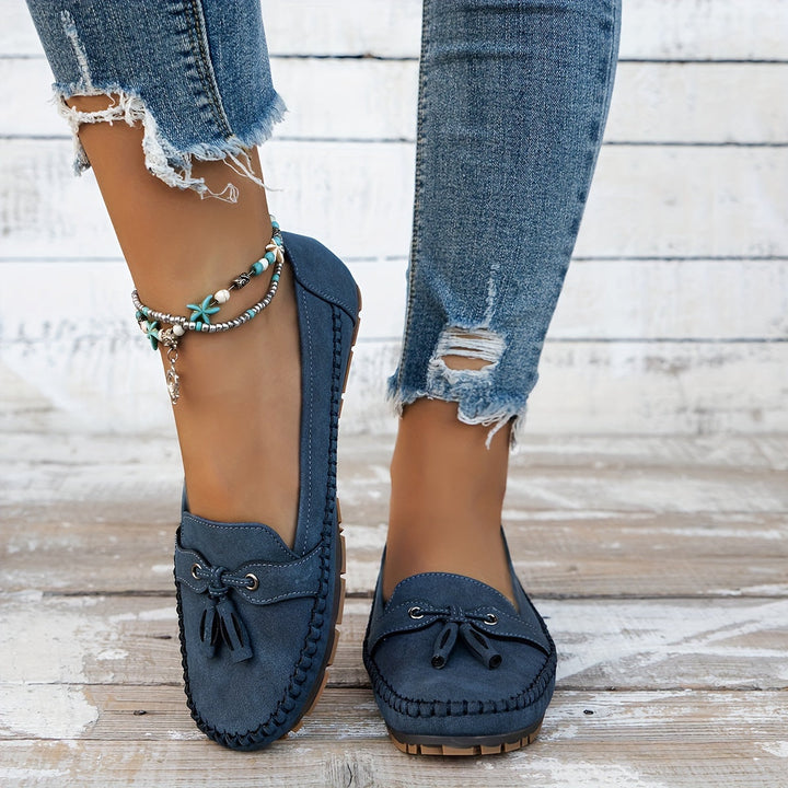 Bella - Classic loafers with tassel detail