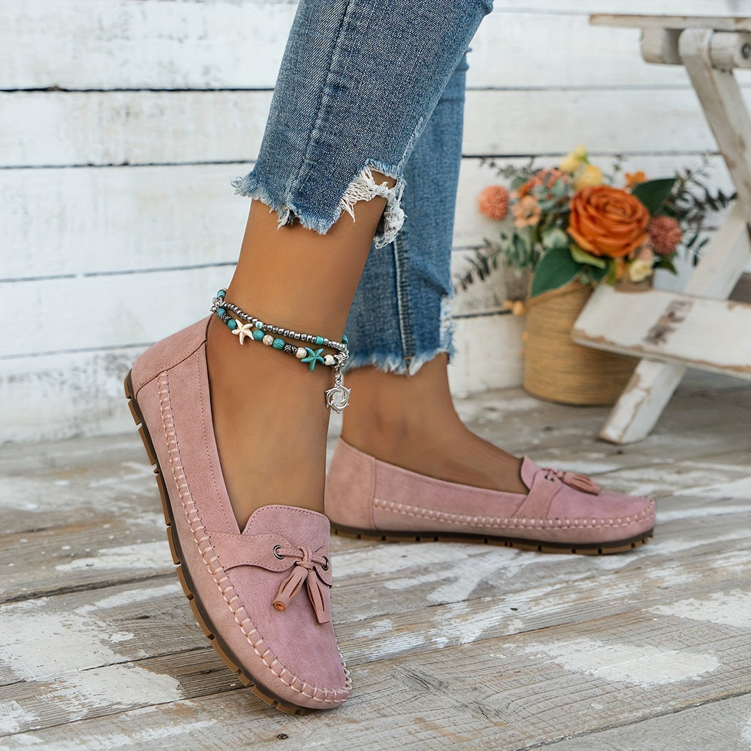 Bella - Classic loafers with tassel detail