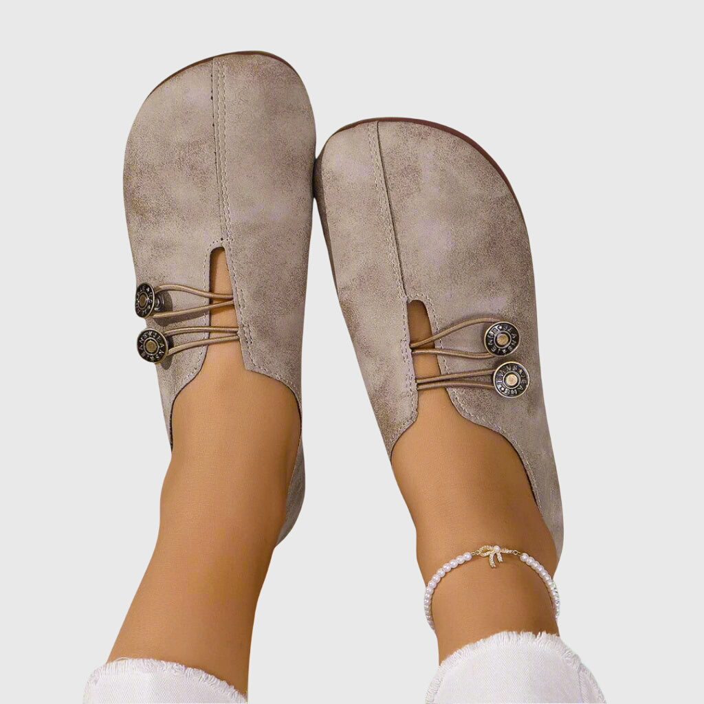 Ivy Manhattan | Daily Comfort Slip-Ons