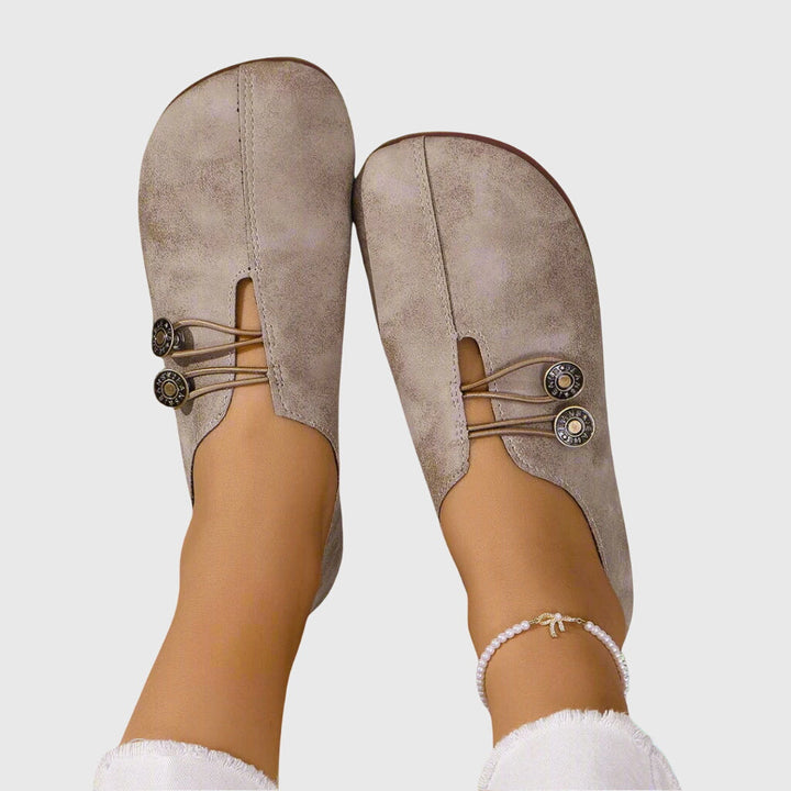 Ivy Manhattan | Daily Comfort Slip-Ons