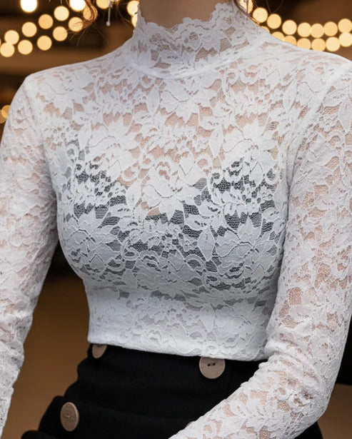 Ivy Manhattan | Elegant Blouse Lace Mock