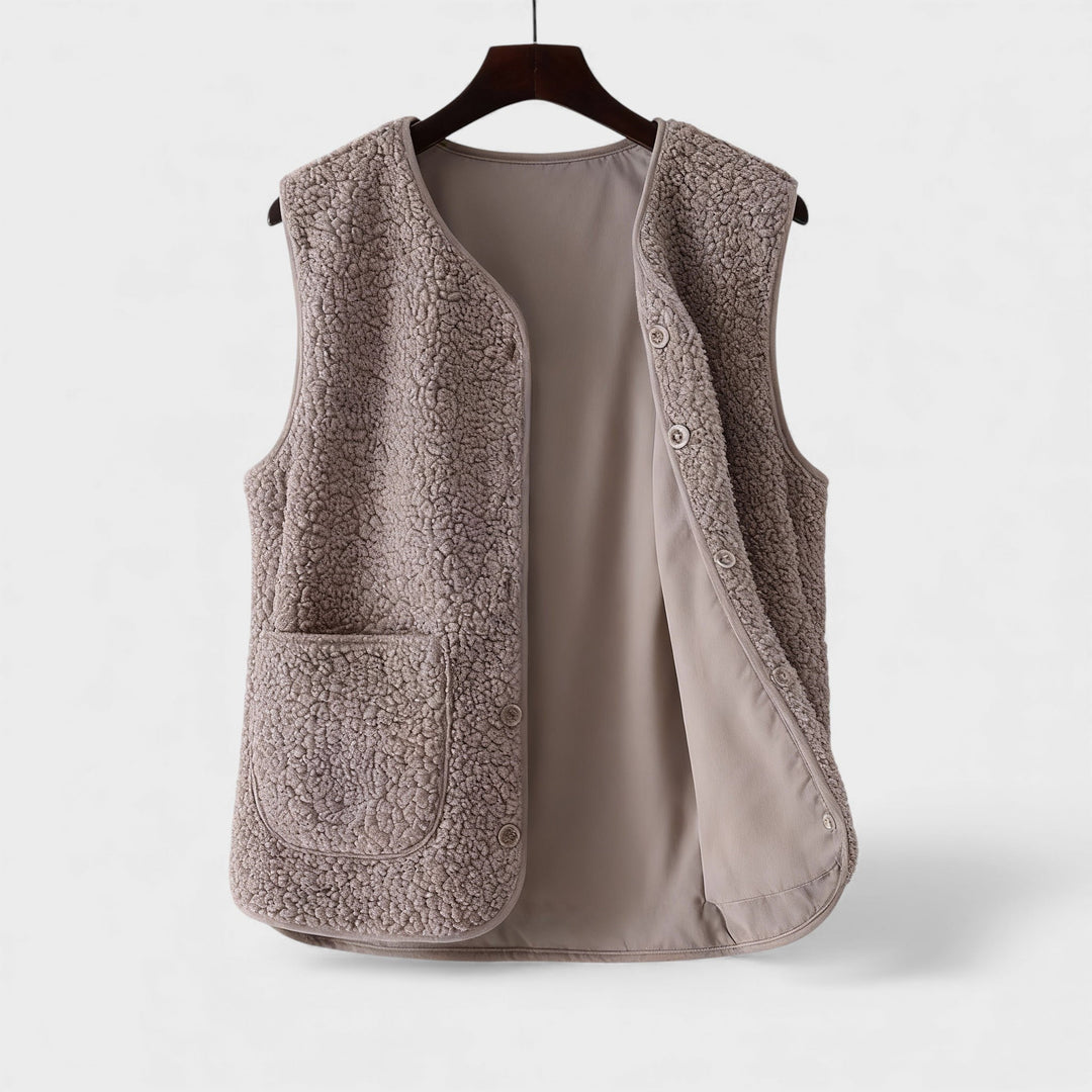 Ivy Manhattan | Fashion Item