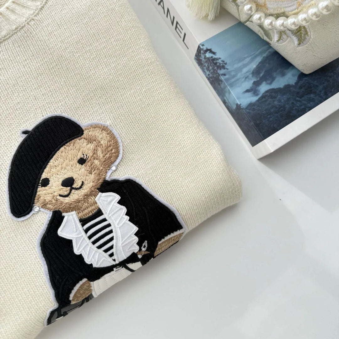 Ivy Manhattan | Bear Embroidered Korean Style