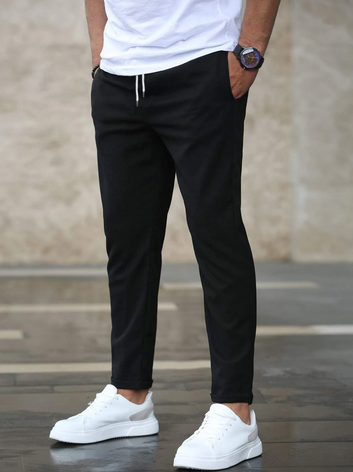 Ivy Manhattan | Slim Fit Jogging Pants