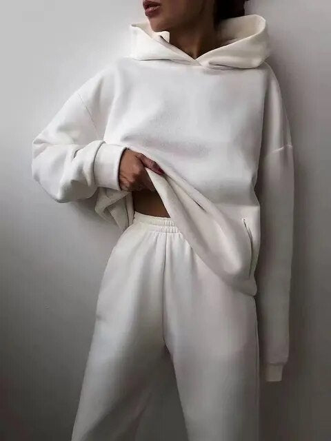 Lucia | Women's Relaxed Fit Hoodie Sweatpants Loungewear Set