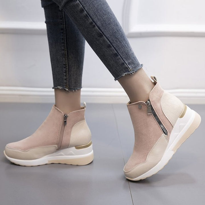 Ivy Manhattan | Statement Piece Sneaker