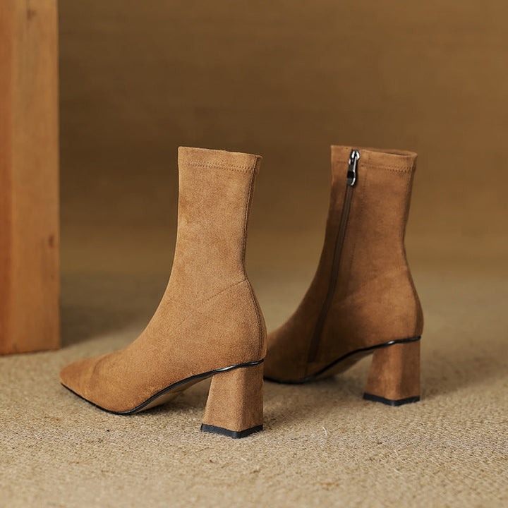 Ivy Manhattan | Boots