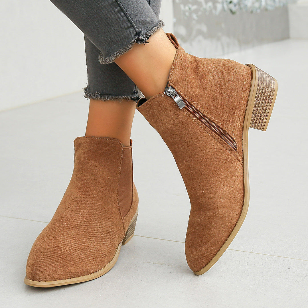 Ivy Manhattan | Boots