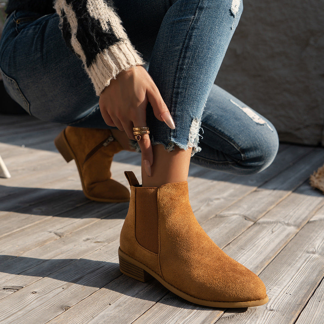 Ivy Manhattan | Boots