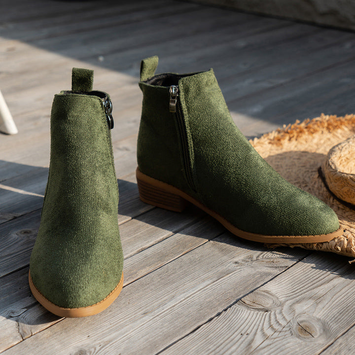 Ivy Manhattan | Boots