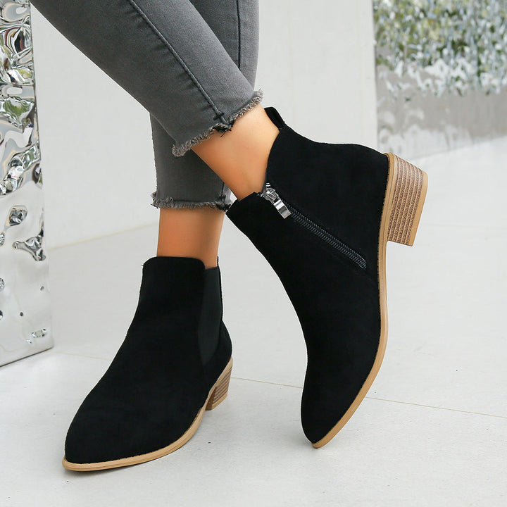 Ivy Manhattan | Boots