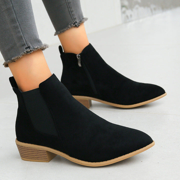 Ivy Manhattan | Boots