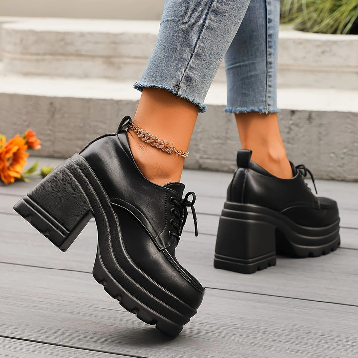 Ivy Manhattan | Shoes