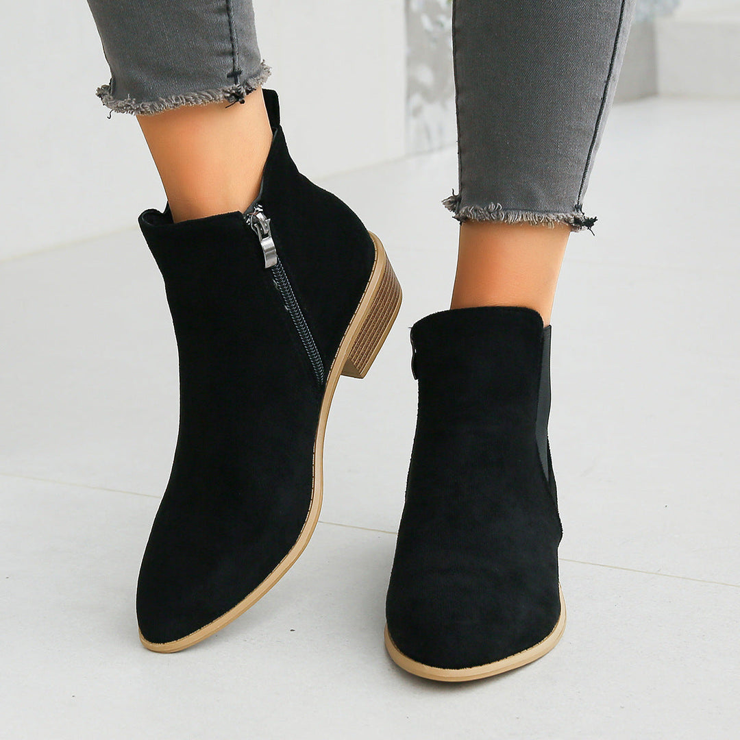 Ivy Manhattan | Boots
