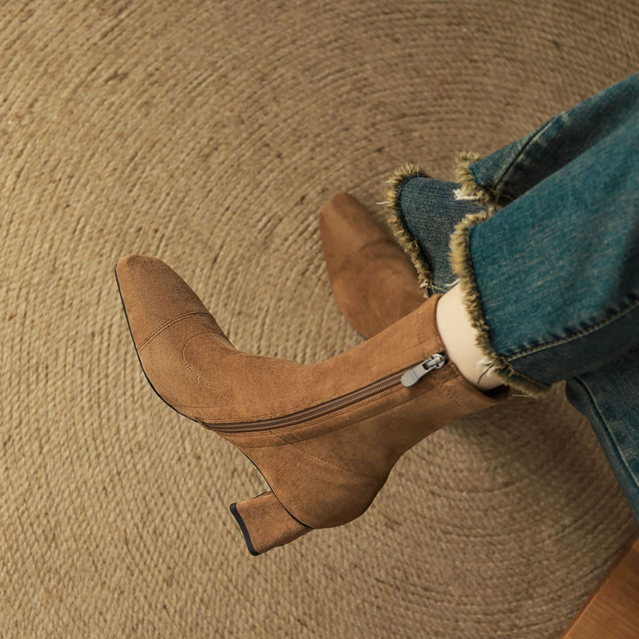 Ivy Manhattan | Boots