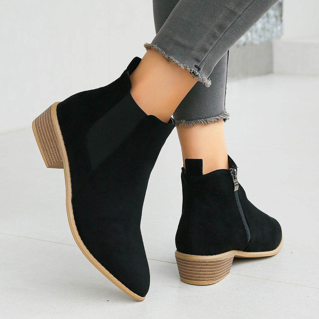 Ivy Manhattan | Boots