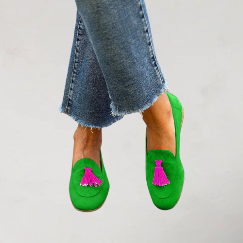 Flat Moccasins with Decorative Tassels for Women | Ideal for Everyday Wear