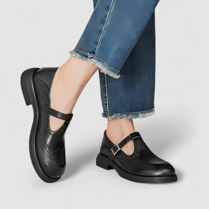 Ivy Manhattan | Classic Mary Jane Shoes