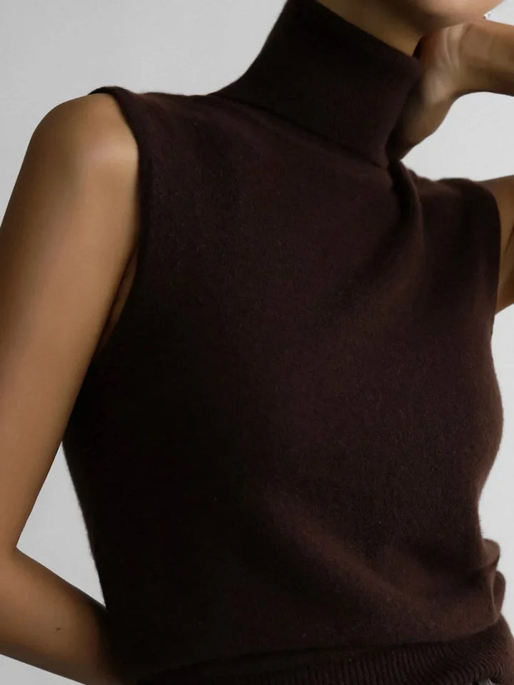 Ivy Manhattan | Marenton High Neck Vest