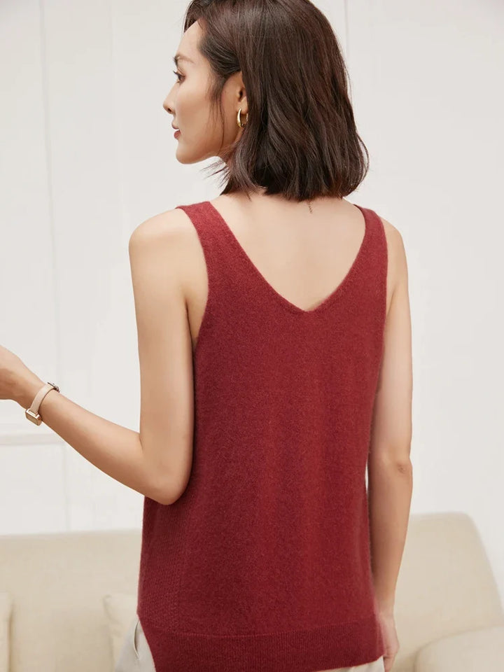 Ivy Manhattan | Ivanna Quinn Cashmere Neck