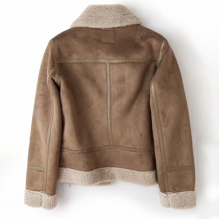 Ivy Manhattan | Elowen Short jacket collar
