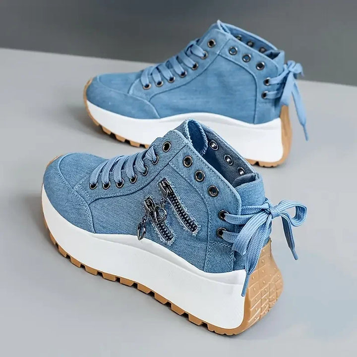 Ivy Manhattan | Designer Essential Sneaker