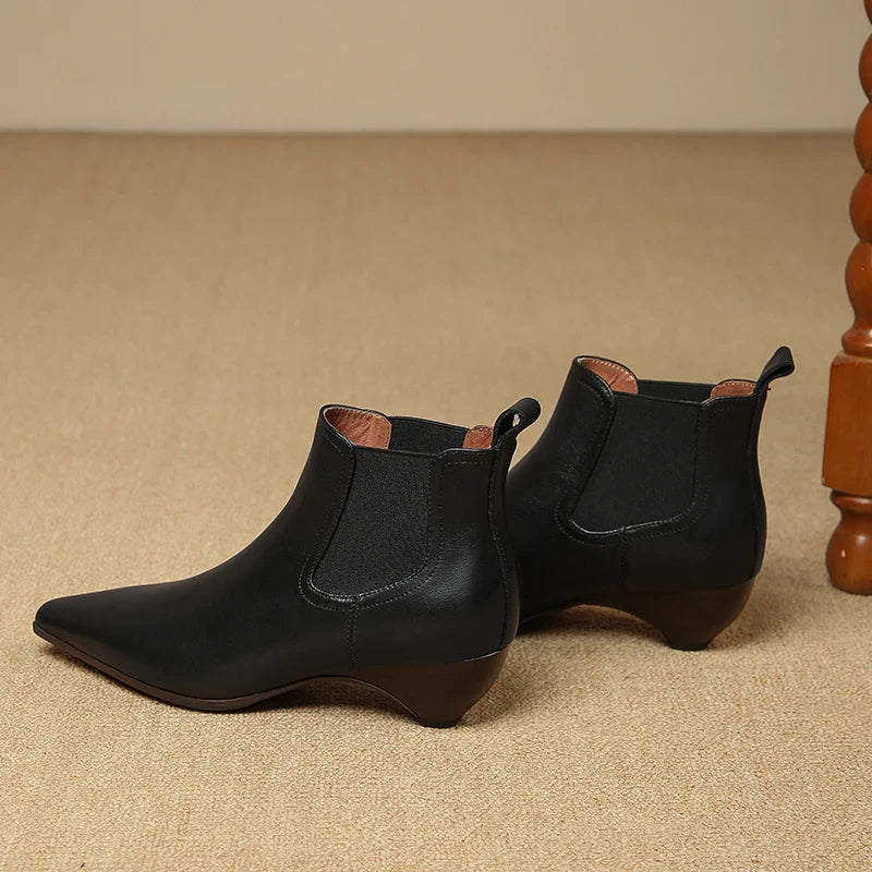 Ivy Manhattan | Leather Boots