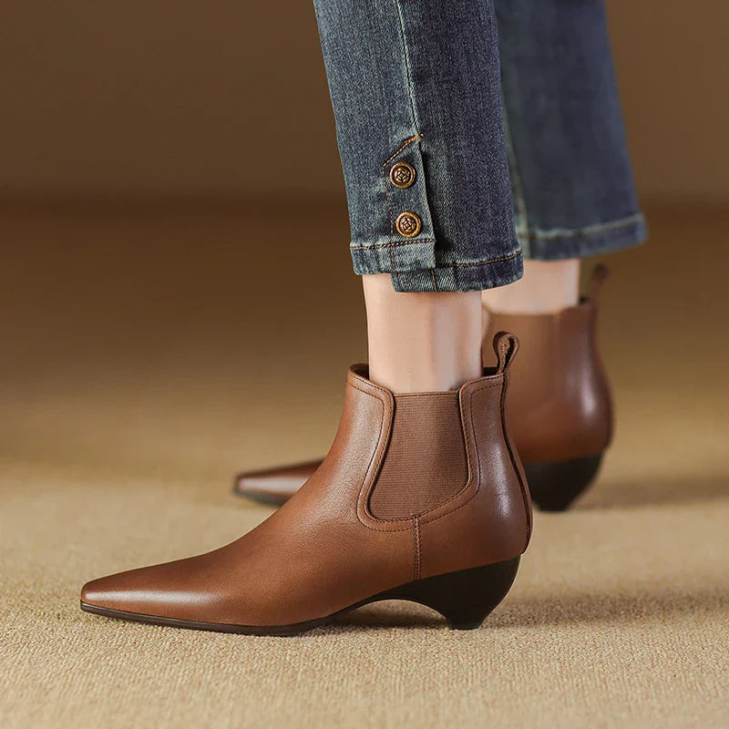 Ivy Manhattan | Leather Boots