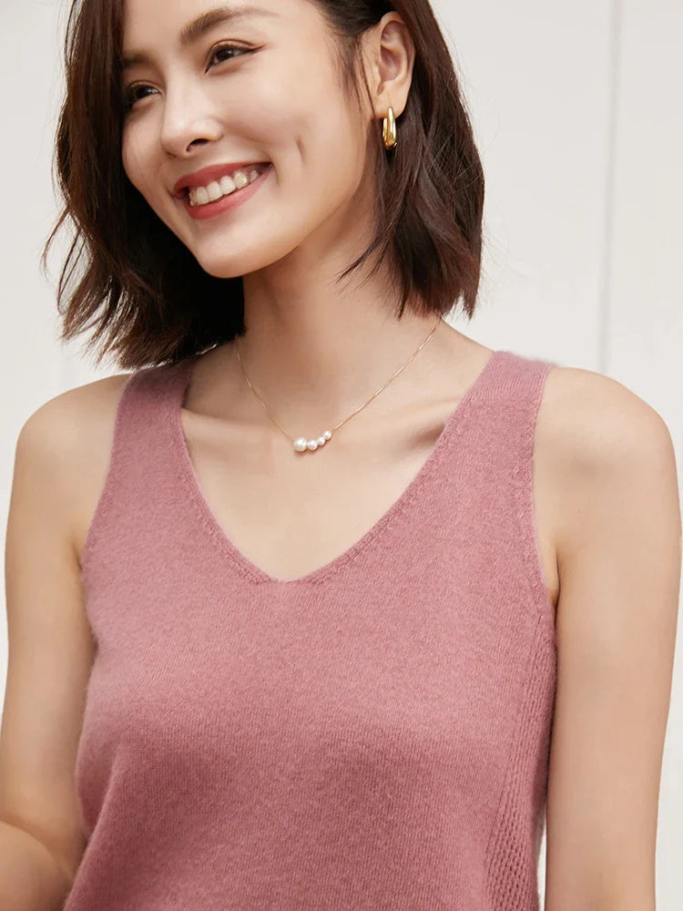 Ivy Manhattan | Ivanna Quinn Cashmere Neck
