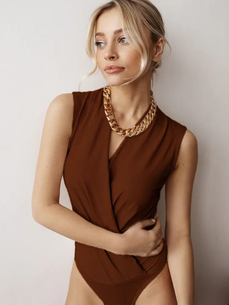 Ivy Manhattan | Women’s Sleeveless Cross Neck