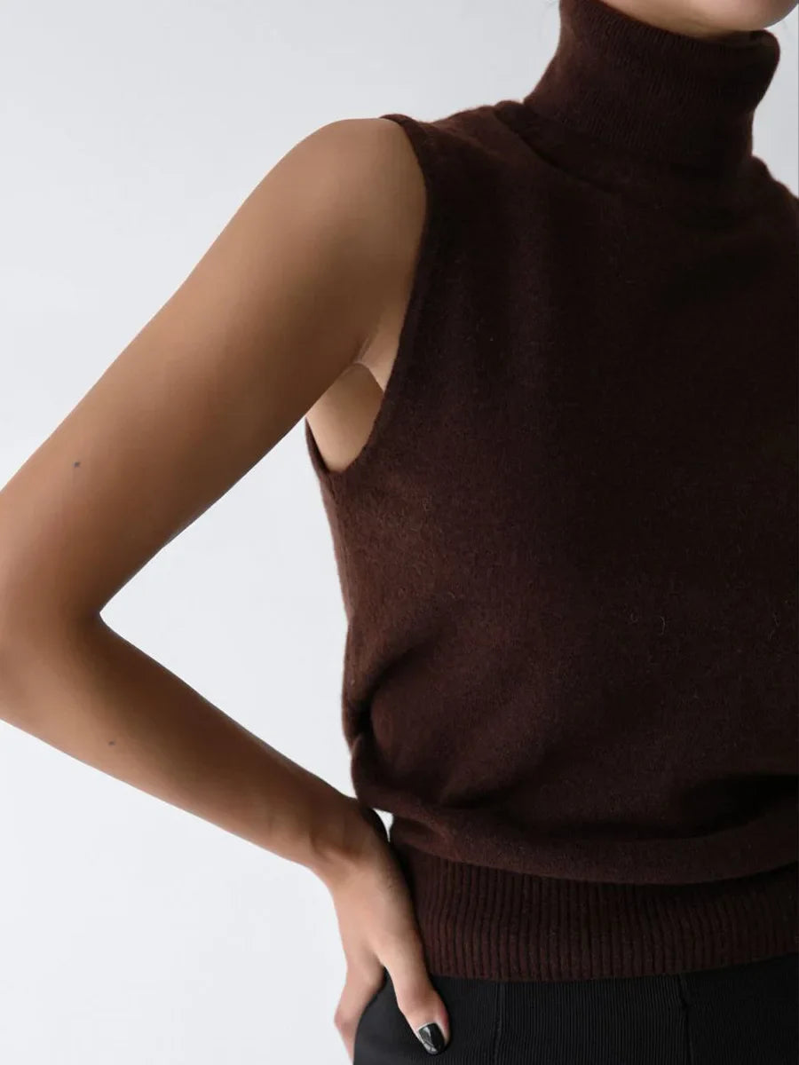 Ivy Manhattan | Marenton High Neck Vest