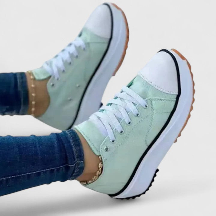 Ivy Manhattan | Comfortable Sneakers
