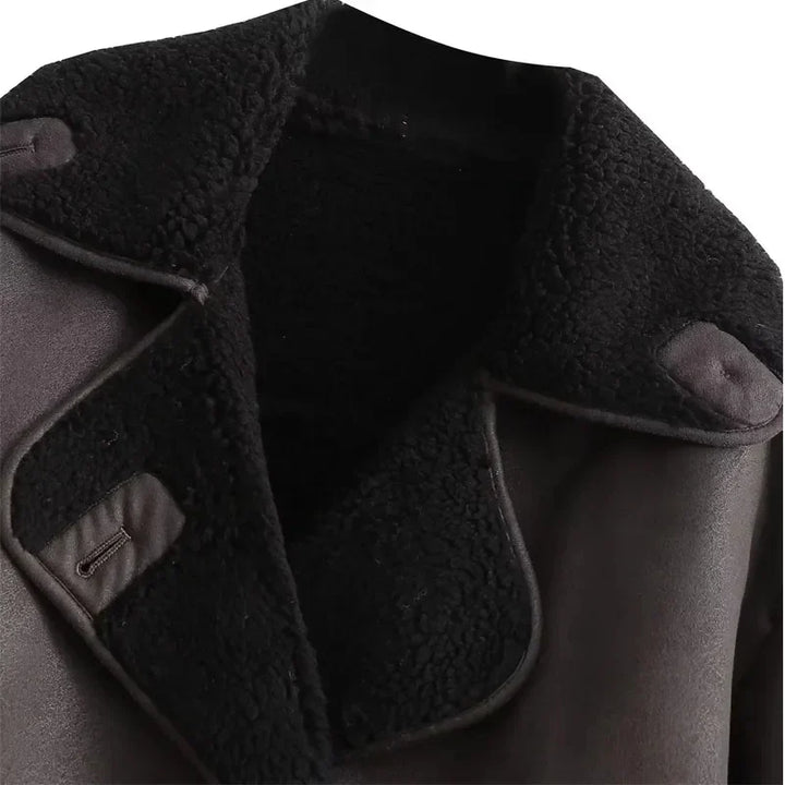 Auralith | Women's Winter Jacket with Wide Collar and Button Closure