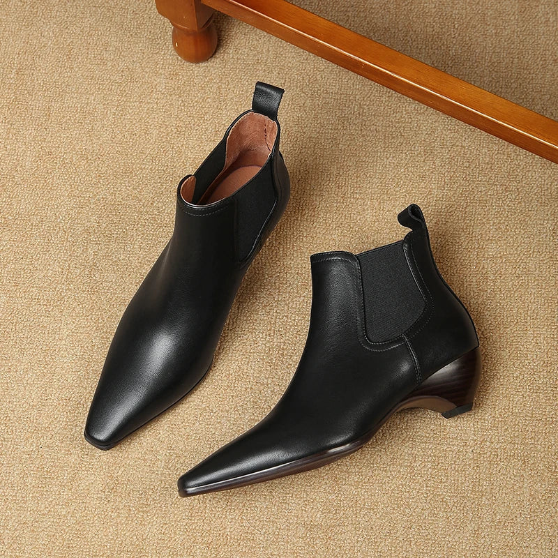 Ivy Manhattan | Leather Boots